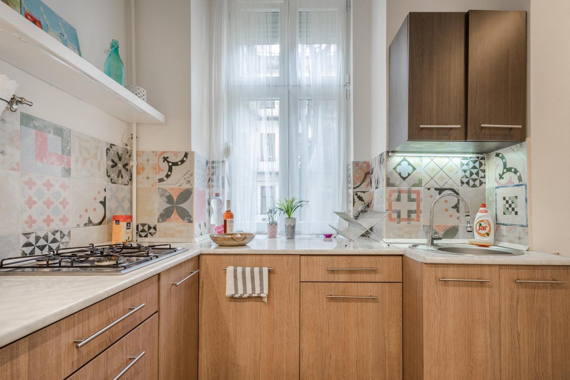 Bpr Stylish Mosaic Home With Terrace Budapeste Exterior foto